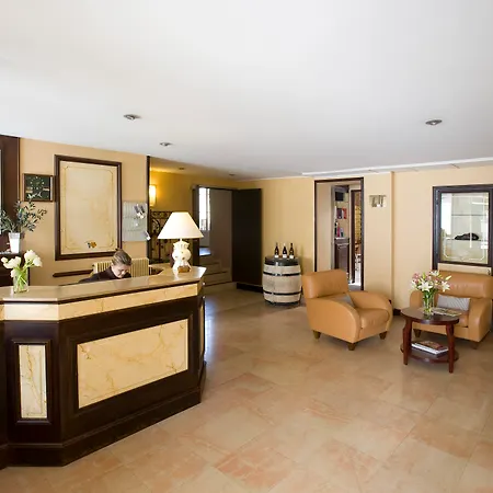 Hotel Alfred La Madeleine Beaune (Cote d'Or)