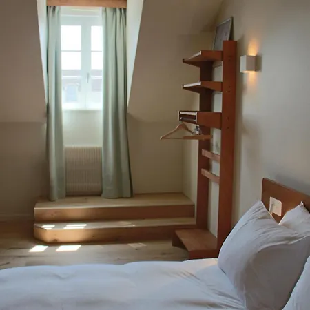 Alfred Hostels Beaune Hotel