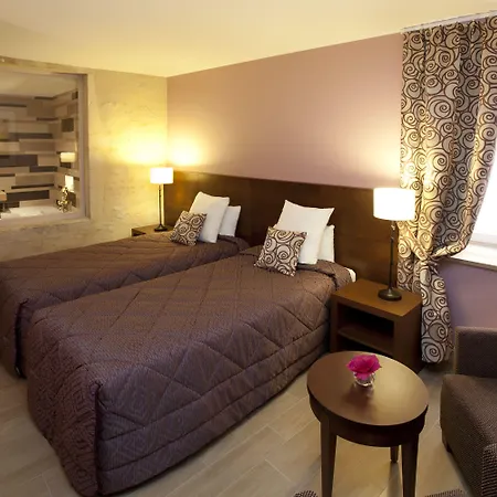 Hotel Alfred La Madeleine Beaune (Cote d'Or)