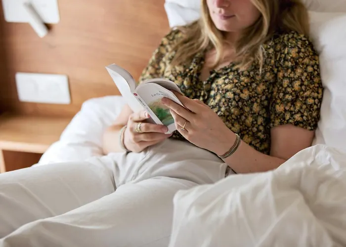 Alfred La Madeleine Hotel