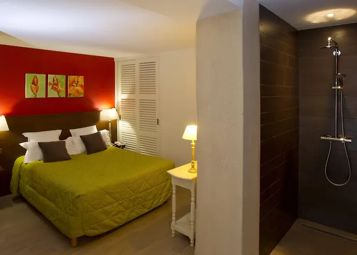 Alfred La Madeleine 3* Бон