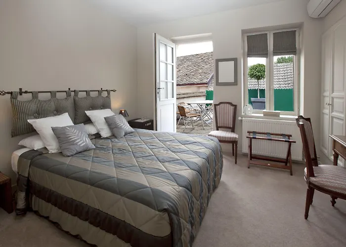 Alfred La Madeleine Бон